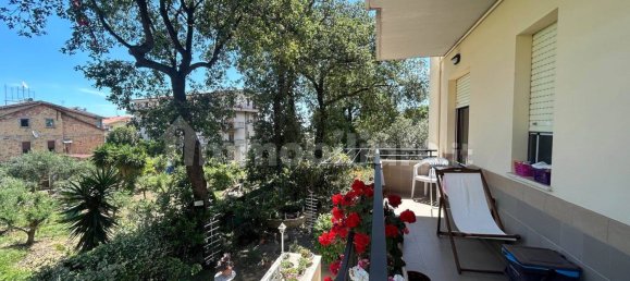 2 bedrooms Apartment in Fossacesia, Italy No. 229553 4