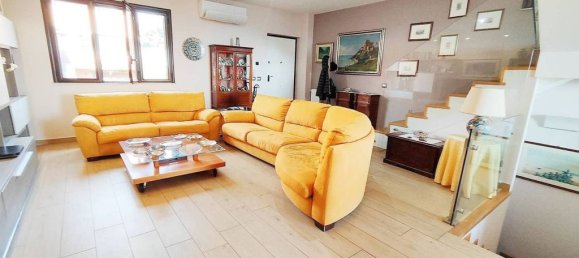 3 bedrooms Villa in Aci Castello, Italy No. 117742 11