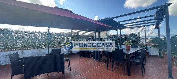 2-salle Penthouse à Massa, Italy No. 370961 6