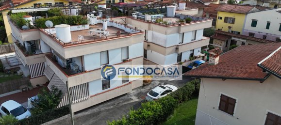 2-salle Penthouse à Massa, Italy No. 370961 39