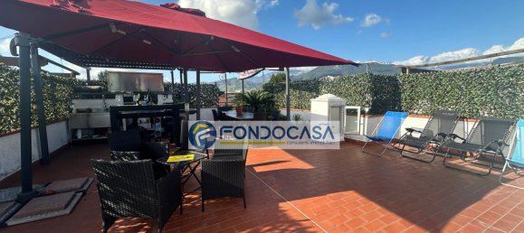 2-salle Penthouse à Massa, Italy No. 370961 7