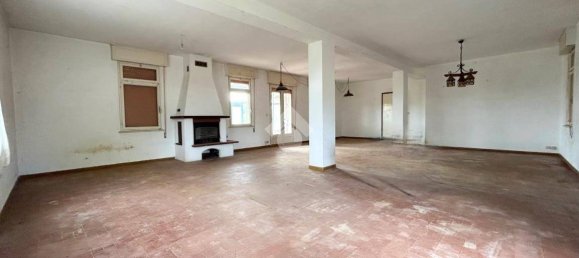 3 chambres Maison à Udine, Italy No. 294709 17