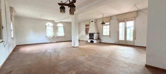 3 chambres Maison à Udine, Italy No. 294709 18