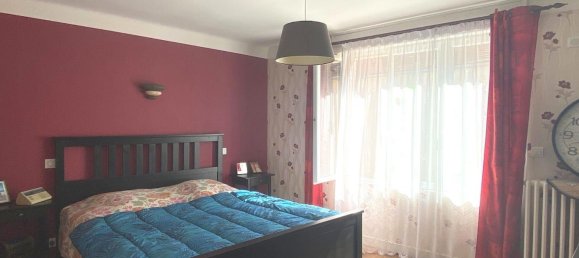 3 bedrooms House in Ferrieres-en-Gatinais, France No. 91269 10