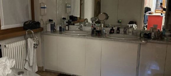 7 rooms Apartment in Erba, Italy No. 2837 14