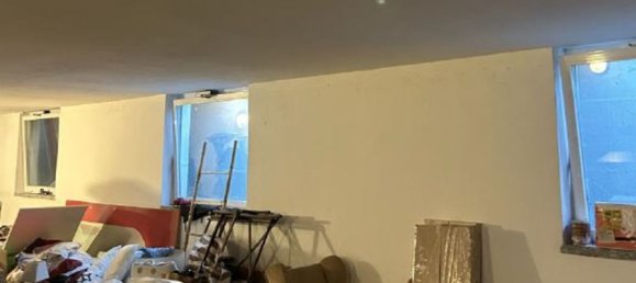 7 rooms Apartment in Erba, Italy No. 2837 20