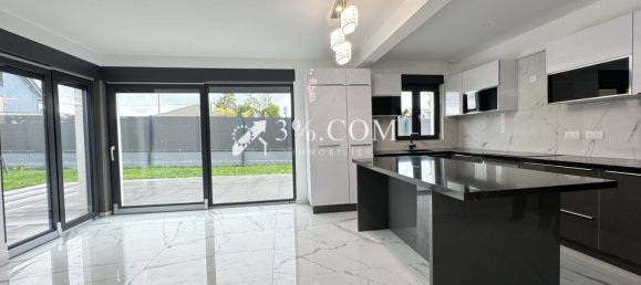 3 bedrooms House in Truchtersheim, France No. 237029 3