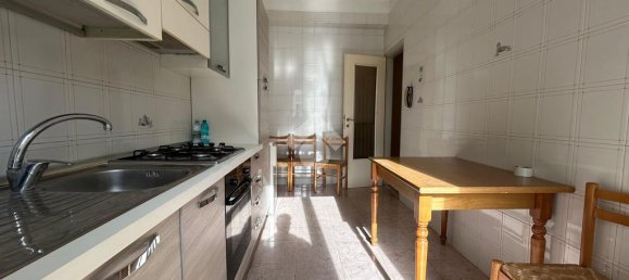 Apartamento de 3 dormitorios en Cosenza, Italy No. 32714 11
