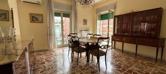 Apartamento de 3 dormitorios en Cosenza, Italy No. 32714 2