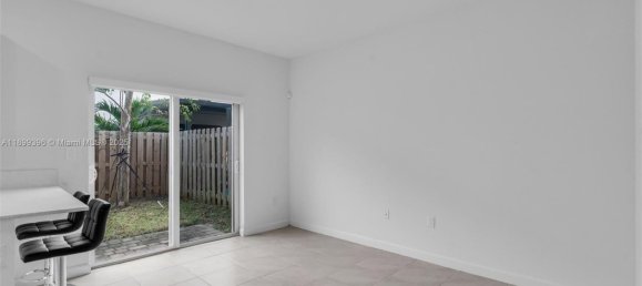 3 bedrooms Duplex for sale in Miami, Miami-Dade, Florida, USA № 614166 7