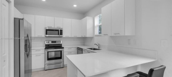 3 bedrooms Duplex for sale in Miami, Miami-Dade, Florida, USA № 614166 10