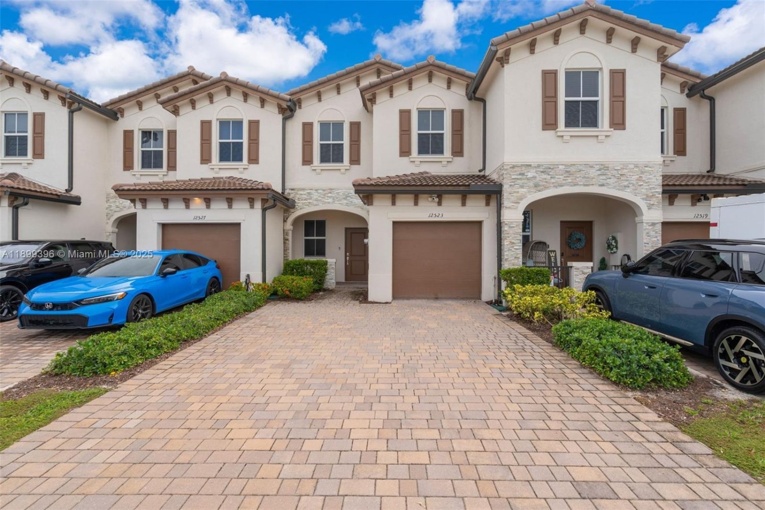3 bedrooms Duplex for sale in Miami, Miami-Dade, Florida, USA № 614166