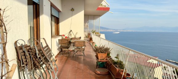 10 bedrooms Apartment in Naples, Italy No. 336332 11