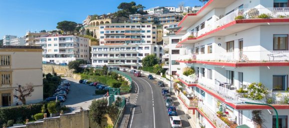 10 bedrooms Apartment in Naples, Italy No. 336332 3