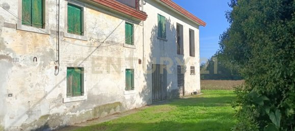 16444m² Land in San Biagio di Callalta, Italy No. 208211 2