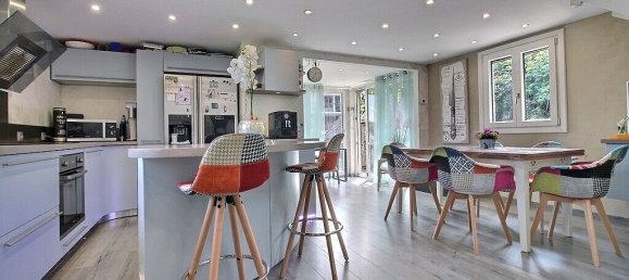 4 Schlafzimmer Villa in Lugrin, France, Nr. 201136 4