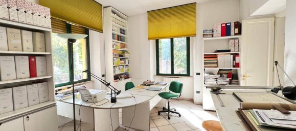 5 rooms Apartment in Cosenza, Italy No. 172303 9