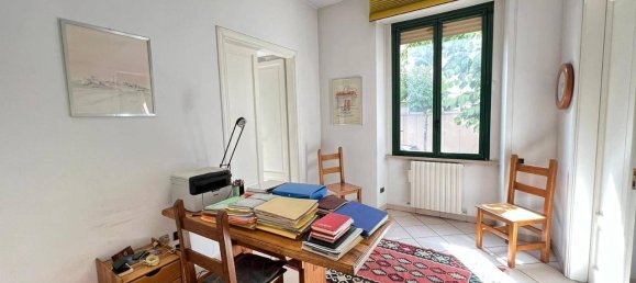 5 rooms Apartment in Cosenza, Italy No. 172303 8