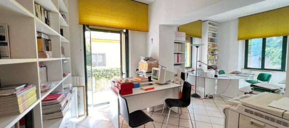 5 rooms Apartment in Cosenza, Italy No. 172303 18