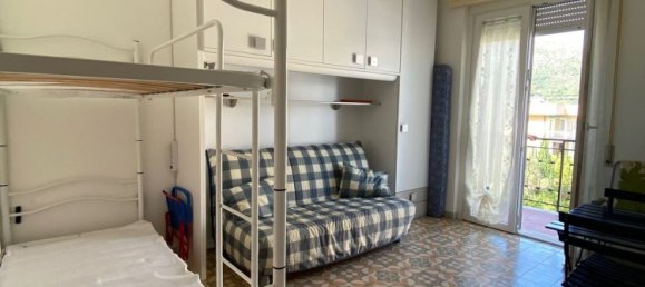 2 bedrooms Apartment in Ceriale, Italy No. 355807 10