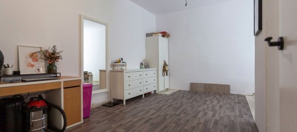 106m² Commercial property in L'Hospitalet de Llobregat, Spain No. 141118 18