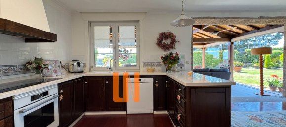 4 bedrooms House in Culleredo, Spain No. 166496 14