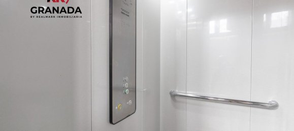 4 غرف نوم شقة في Granada, Spain رقم 19157 24