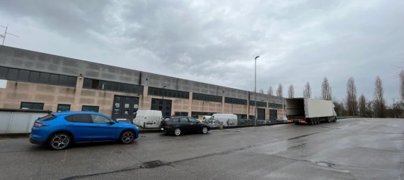 600m² Warehouse in Mantua, Italy No. 362175 17