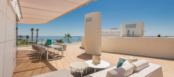 4 bedrooms Apartment in Estepona, Spain No. 4721 9