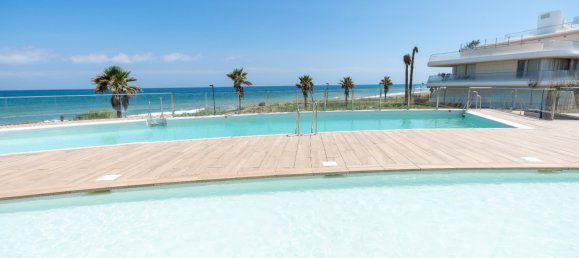 4 bedrooms Apartment in Estepona, Spain No. 4721 10