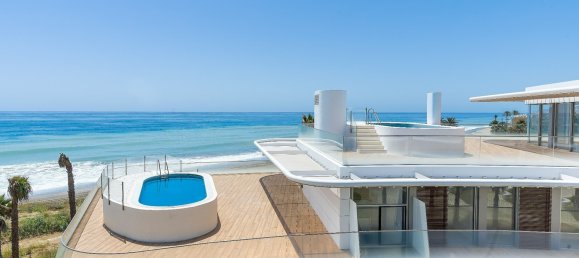 4 bedrooms Apartment in Estepona, Spain No. 4721 23