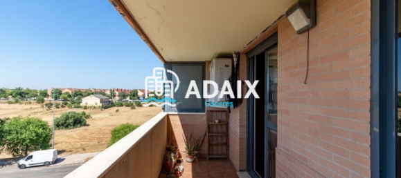 Apartamento de 3 dormitorios en Cáceres, Spain No. 163964 37