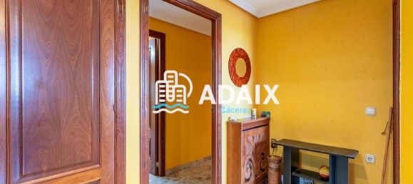 Apartamento de 3 dormitorios en Cáceres, Spain No. 163964 28