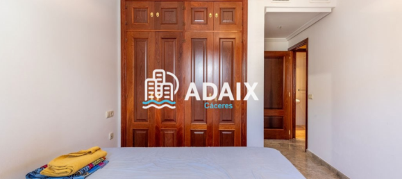 Apartamento de 3 dormitorios en Cáceres, Spain No. 163964 42