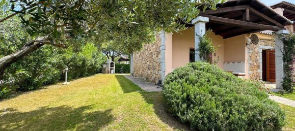 2 bedrooms House in Loiri Porto San Paolo, Italy No. 329537 4