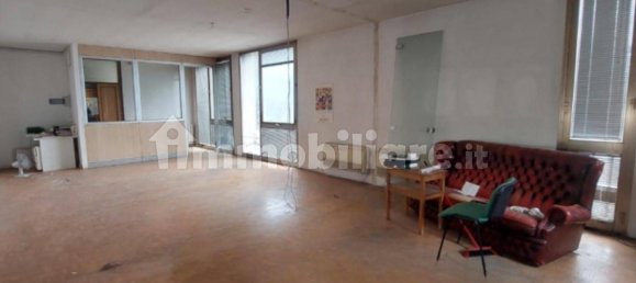 Escritório em Città di Castello, Italy 74 m² N.º 348944 2