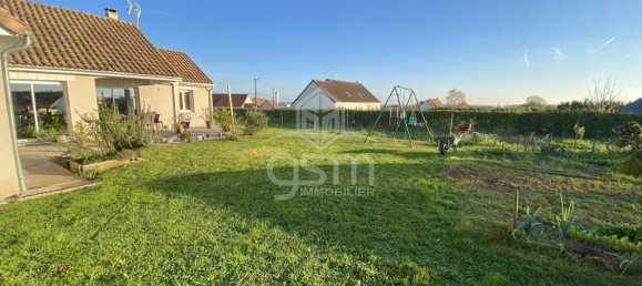 4 bedrooms House in Noyant-de-Touraine, France No. 157396 9
