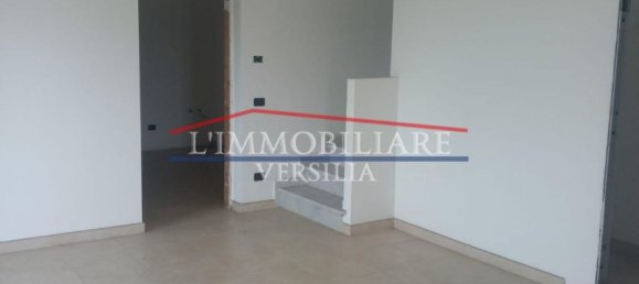 4-salle Maison à Carrara, Italy No. 45830 12