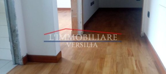 4-salle Maison à Carrara, Italy No. 45830 21