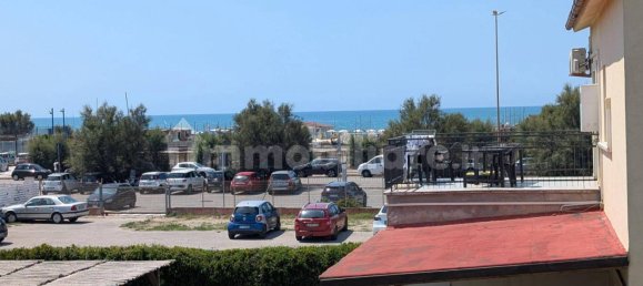 Apartamento de 2 dormitorios en Fiumicino, Italy No. 305774 14