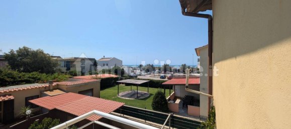 Apartamento de 2 dormitorios en Fiumicino, Italy No. 305774 12