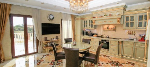 Вилла с 6 спальнями в Aphrodite Hills, Кипр № 22335 10