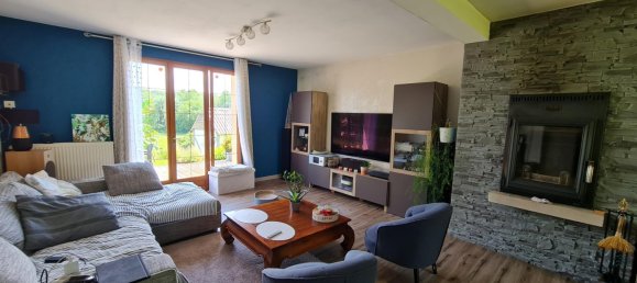 Casa de 4 dormitorios en Saint-Phal, France No. 267761 8