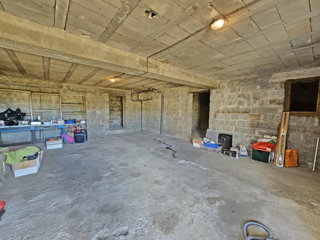 Villa de 3 dormitorios en Olivese, France No. 226419