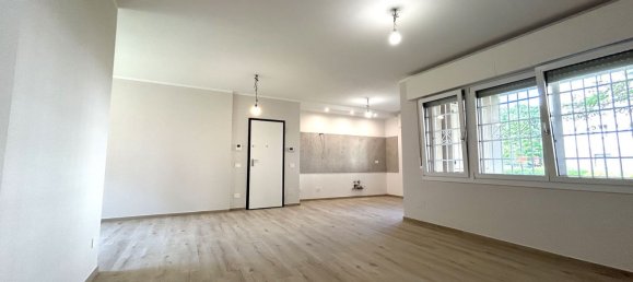 5 bedrooms Apartment in Sassuolo, Italy No. 347846 9
