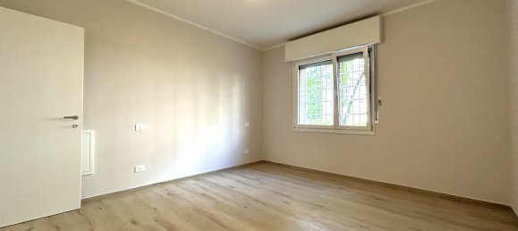 5 bedrooms Apartment in Sassuolo, Italy No. 347846 15