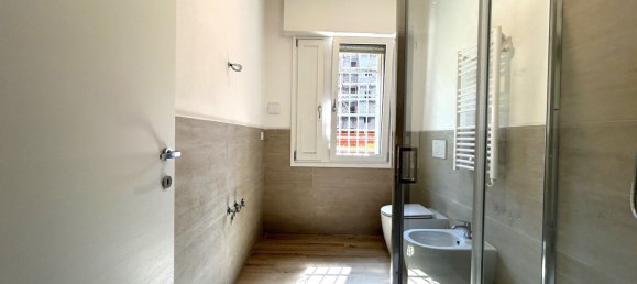 5 bedrooms Apartment in Sassuolo, Italy No. 347846 21