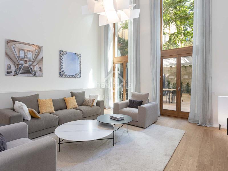 3 bedrooms Duplex in Eixample, Spain No. 127772