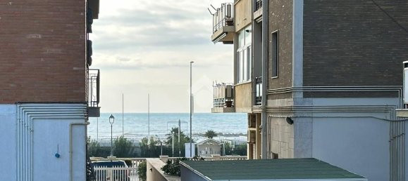 Casa de 5 habitaciónes en Nettuno, Italy No. 86832 36