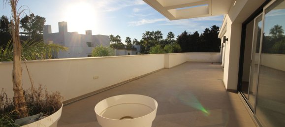 3 Schlafzimmer Villa in Marbella, Spain, Nr. 57666 20